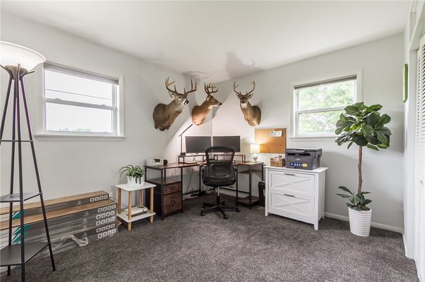 Home Office, Interior