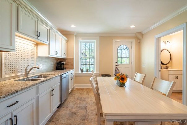 Dining room, Interior, Kitchen, Recessed Lighting