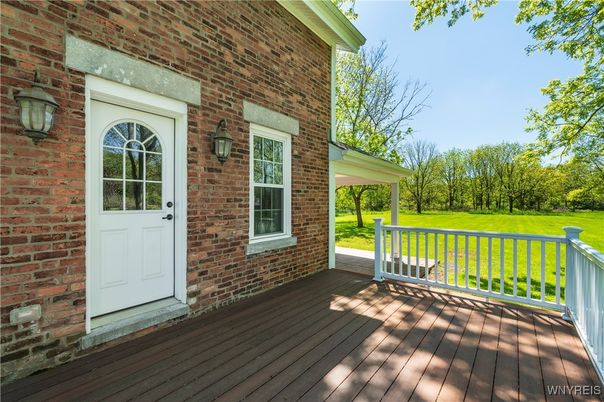 Exterior, Wood Texture Flooring