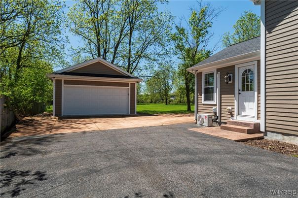 Backyard, Detached Garage, Exterior