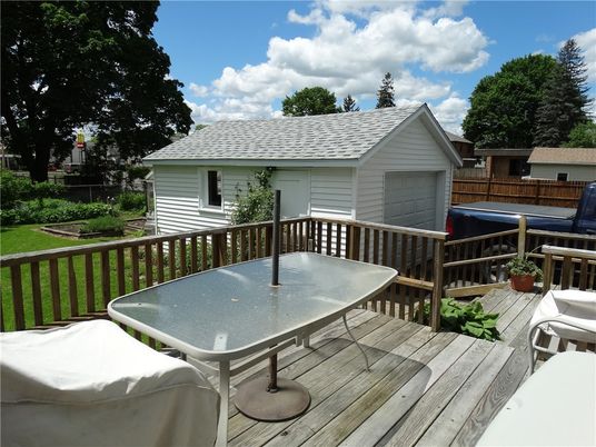 Detached Garage, Exterior, Playground
