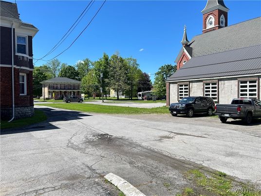 Detached Garage, Exterior