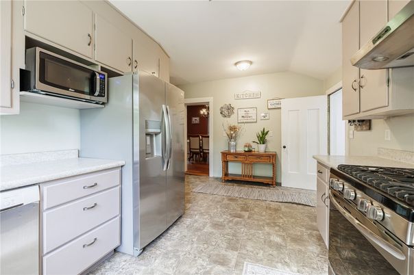 Interior, Kitchen, Stainless Steel Appliances