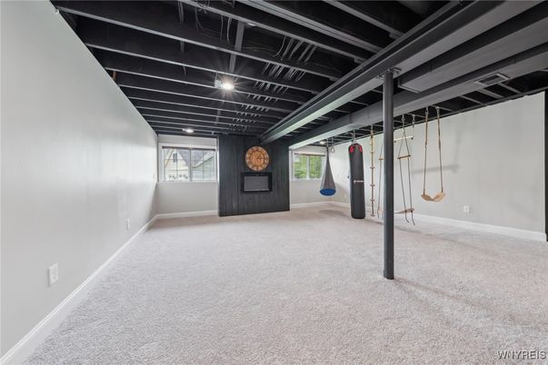 Empty room, Interior, Recessed Lighting
