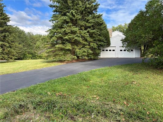 Detached Garage, Exterior