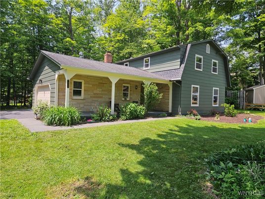 Attached, Backyard, Exterior, Facade, Ranch