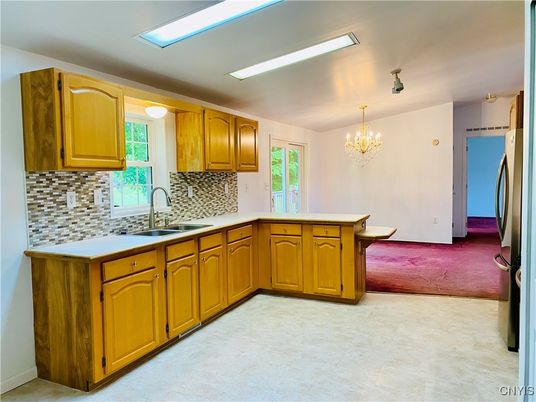 Chandelier, Interior, Kitchen