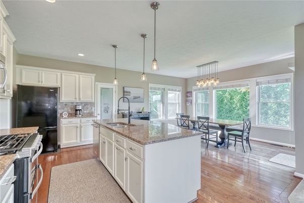 Dining room, Interior, Kitchen, Pendant Lights, Recessed Lighting, Wood Texture Flooring