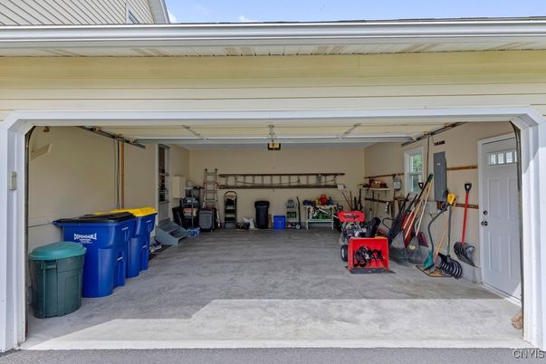 Garage, Interior