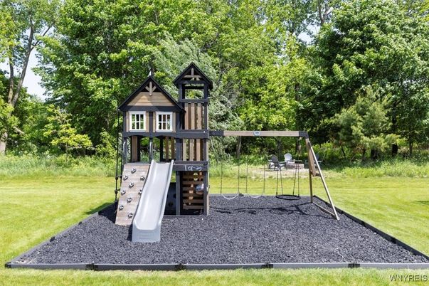 Backyard, Exterior, Playground