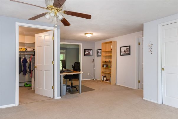 Home Office, Interior, Walk-in Closets