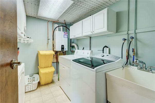 Interior, Washer