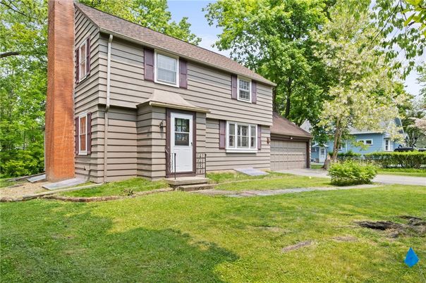 Detached Garage, Exterior, Facade, Raised Ranch