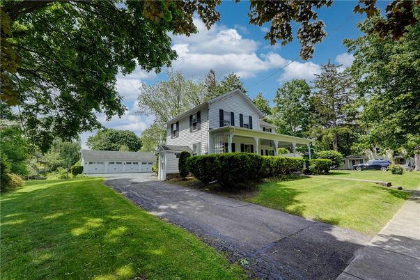 Backyard, Detached Garage, Exterior