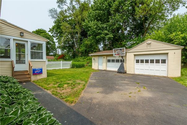 Backyard, Detached Garage, Exterior
