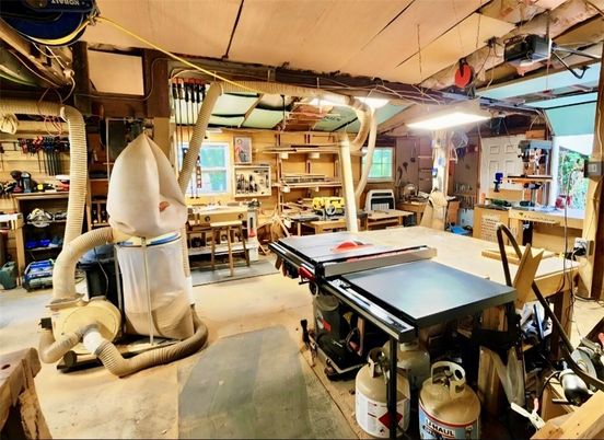 Game Room, Interior