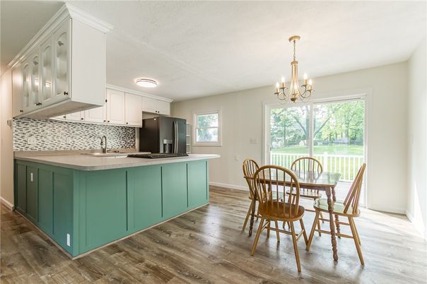 Chandelier, Dining room, Interior, Kitchen, Wood Texture Flooring