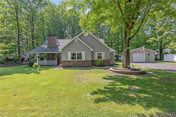 Backyard, Detached Garage, Exterior