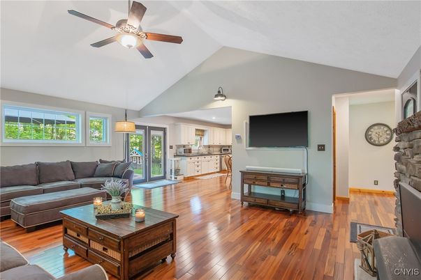 Interior, Kitchen, Living room, Pendant Lights, Recessed Lighting, Wood Texture Flooring