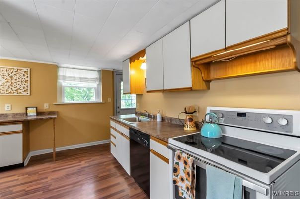 Interior, Kitchen, Wood Texture Flooring