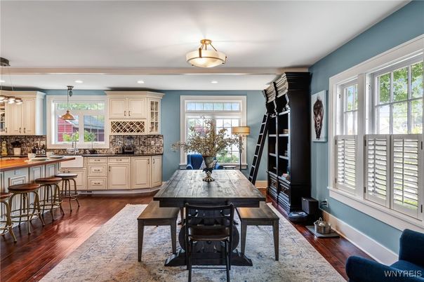 Dining room, Interior, Kitchen, Pendant Lights, Recessed Lighting, Wood Texture Flooring