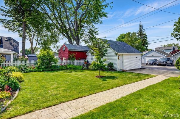 Backyard, Detached Garage, Exterior