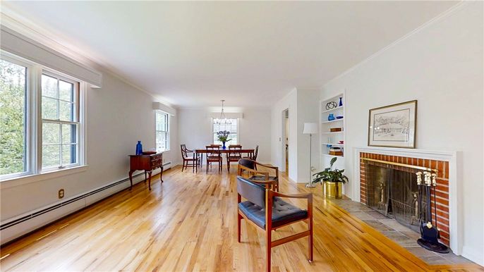 Chandelier, Dining room, Fireplace, Interior, Wood Texture Flooring