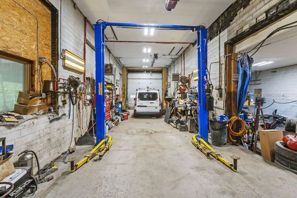 Garage, Interior, Recessed Lighting, Stone Walls