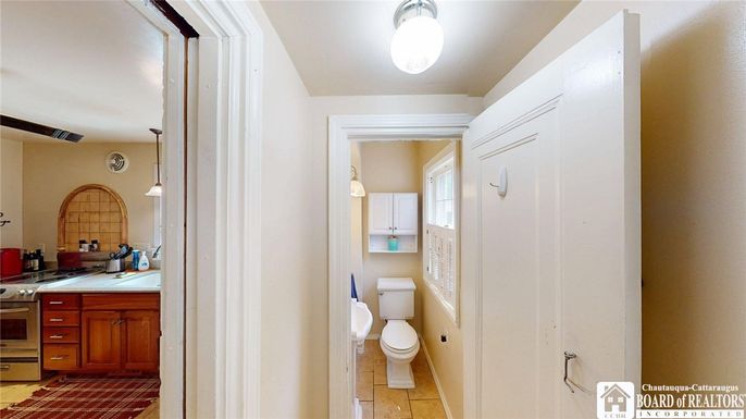 Bathroom, Interior, Pendant Lights, Tile Countertops