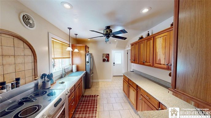 Interior, Kitchen, Pendant Lights, Recessed Lighting