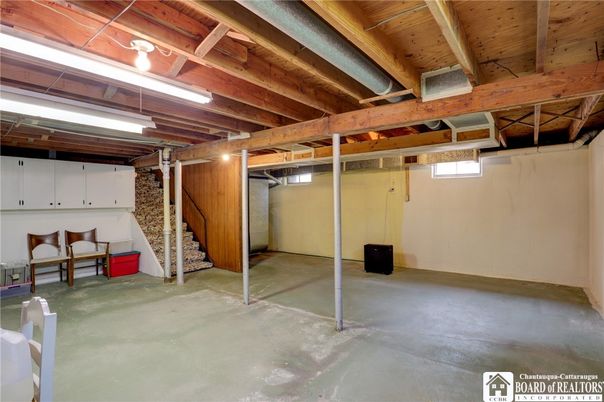Empty room, Interior, Wooden Beams, Wooden Ceilings