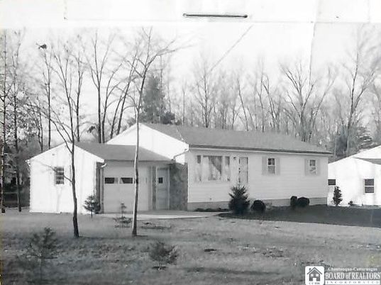 Attached, Backyard, Exterior, Facade, Ranch