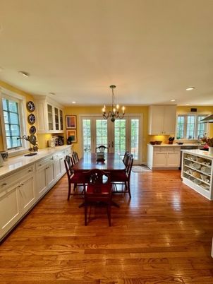 Chandelier, Dining room, Interior, Kitchen, Recessed Lighting, Wood Texture Flooring