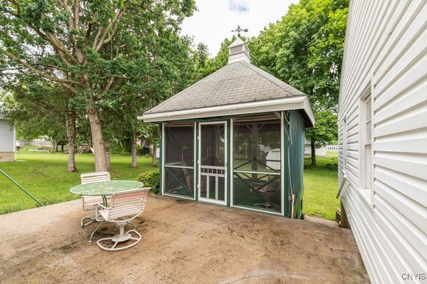 Backyard, Detached Garage, Exterior