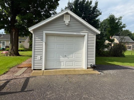 Detached Garage, Exterior