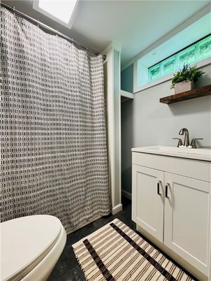 Bathroom, Interior