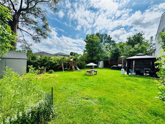 Backyard, Exterior, Playground