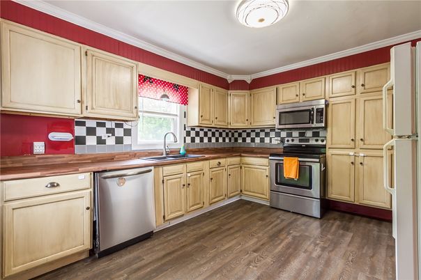 Interior, Kitchen, Stainless Steel Appliances, Wood Texture Flooring