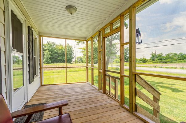 Interior, Sun Room, Wood Texture Flooring
