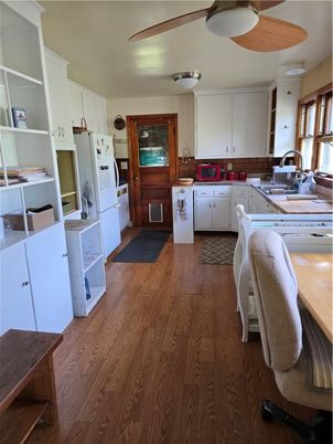 Interior, Kitchen, Wood Texture Flooring