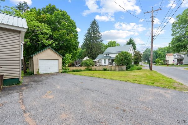 Backyard, Detached Garage, Exterior