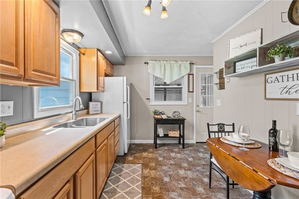 Dining room, Interior, Kitchen, Recessed Lighting