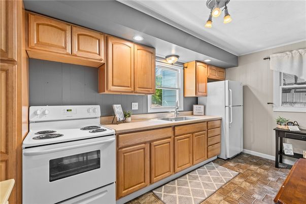 Interior, Kitchen, Recessed Lighting