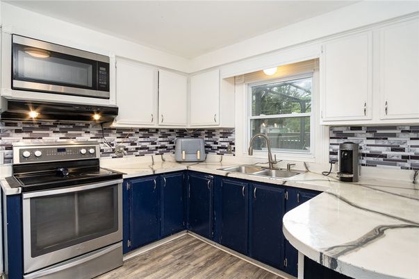 Interior, Kitchen, Stainless Steel Appliances, Wood Texture Flooring