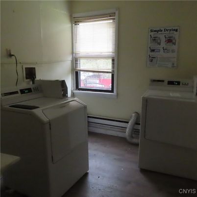 Interior, Washer, Wood Texture Flooring