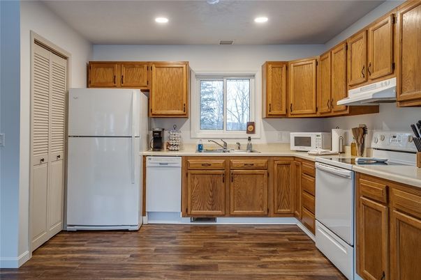 Interior, Kitchen, Recessed Lighting, Wood Texture Flooring