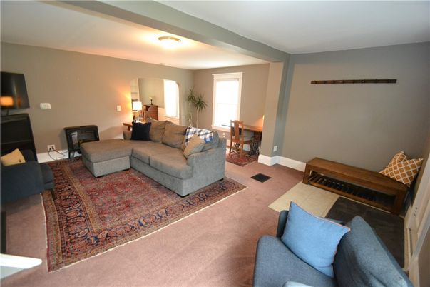 Interior, Living room, Piano