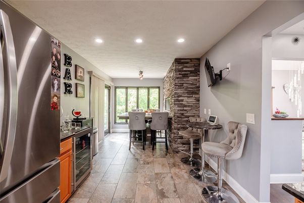 Dining room, Interior, Recessed Lighting
