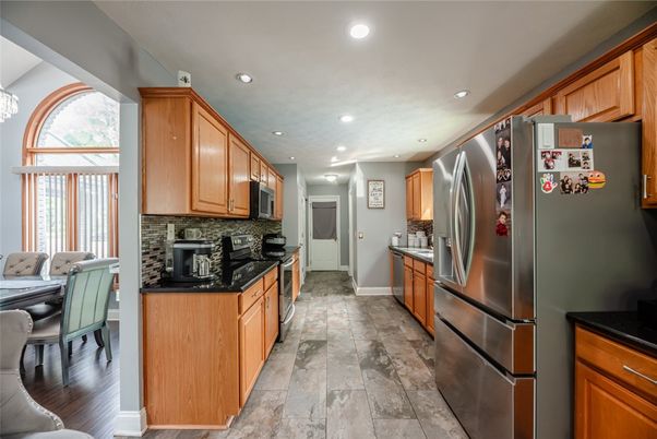 Dining room, Interior, Kitchen, Recessed Lighting