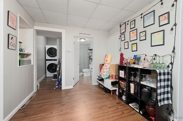 Interior, Utility Closets, Washer, Wood Texture Flooring